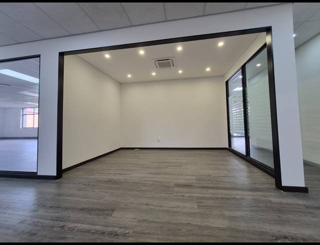 469M² OFFICE TO LET IN RIVONIA